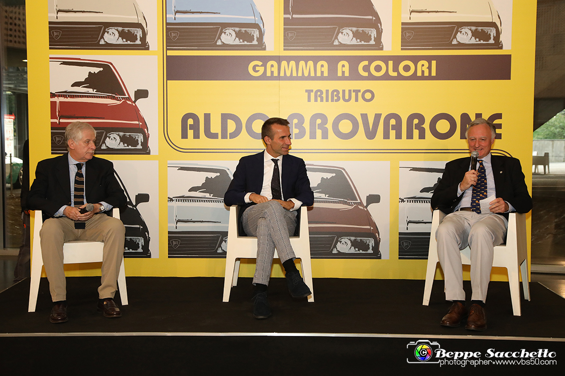 VBS_1659 - Tributo Aldo Brovarone - Nove Lancia Gamma Coupè Collezione Levy.jpg